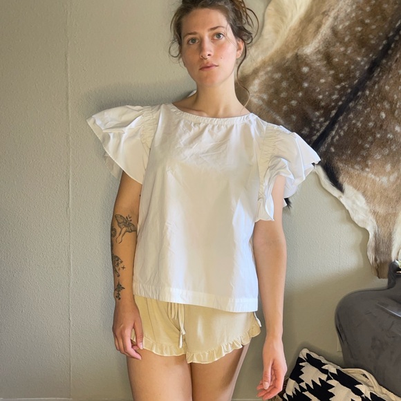 Moelleux white flutter sleeve blouse - Picture 2 of 8